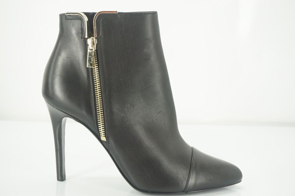 Lanvin Black Leather Pointy Toe Gold Trim High Heels Ankle Boots SZ 39 New $890